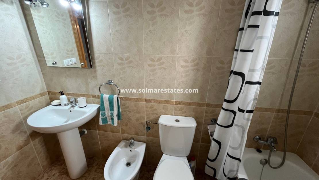2 sypialnia Apartament na sprzedaż w Orihuela Costa z basenem - 169 995 € (Ref: 9624051)