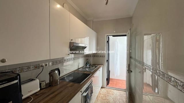 2 slaapkamer Appartement te koop in Punta Prima, Orihuela met zwembad - € 169.995 (Ref: 9624051)