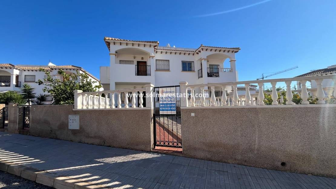 2 sypialnia Apartament na sprzedaż w Orihuela Costa z basenem - 169 995 € (Ref: 9624051)