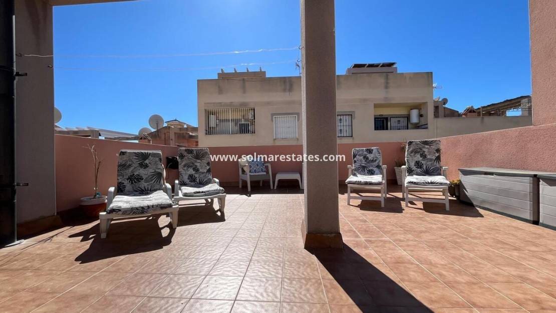 2 slaapkamer Appartement te koop in Villamartin met zwembad - € 165.000 (Ref: 9626313)