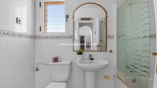 2 bedroom Apartment for sale in El Chaparral - La Siesta - La Torreta, Torrevieja with pool - € 135,000 (Ref: 9631425)