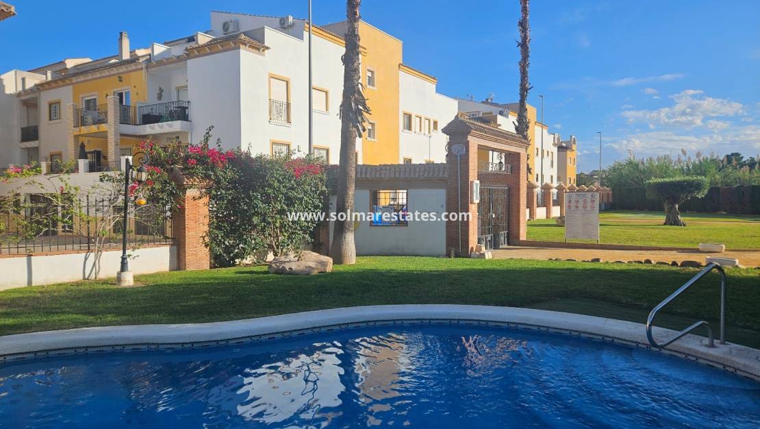 2 chambre Maison de Ville à vendre à Catral avec piscine - 159 995 € (Ref: 9635035)