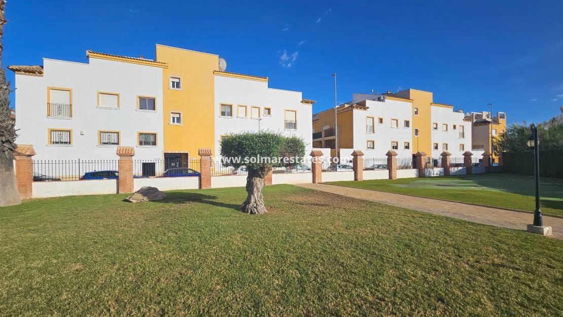 2 chambre Maison de Ville à vendre à Catral avec piscine - 159 995 € (Ref: 9635035)