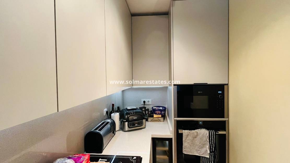 2 bedroom Townhouse for sale in Catral with pool - € 159,995 (Ref: 9635035)