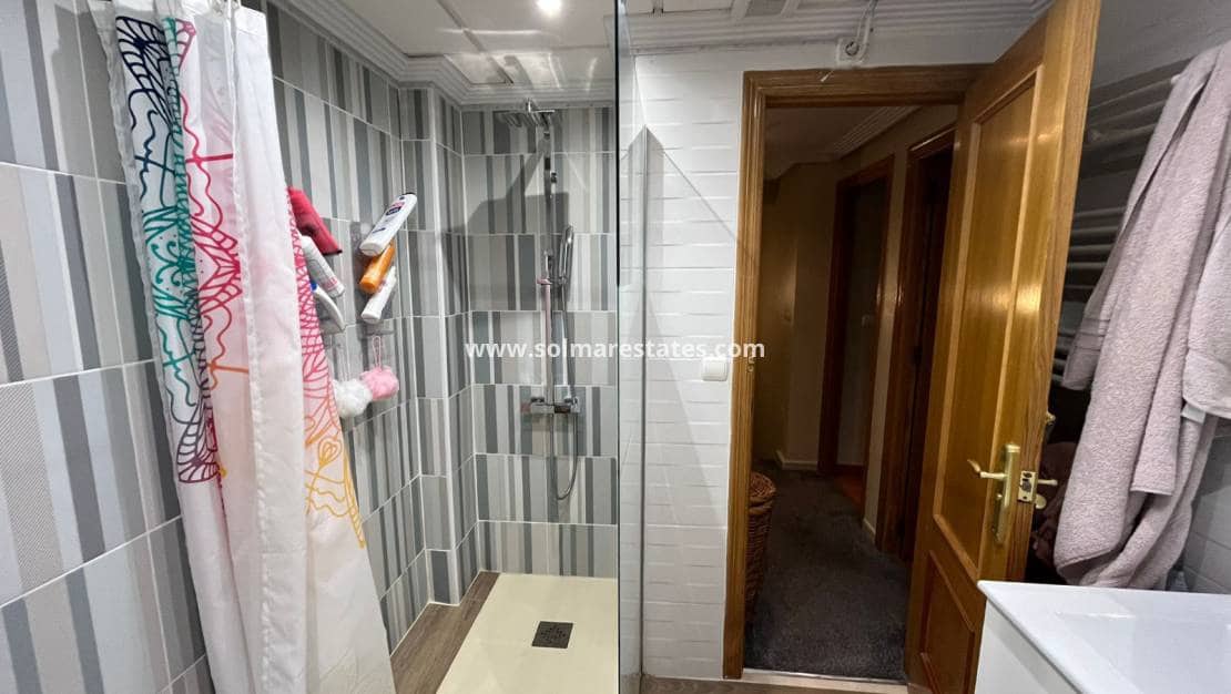 2 bedroom Townhouse for sale in Catral with pool - € 159,995 (Ref: 9635035)