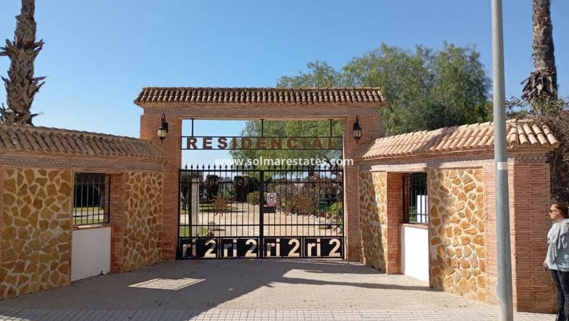 2 bedroom Townhouse for sale in Catral with pool - € 159,995 (Ref: 9635035)