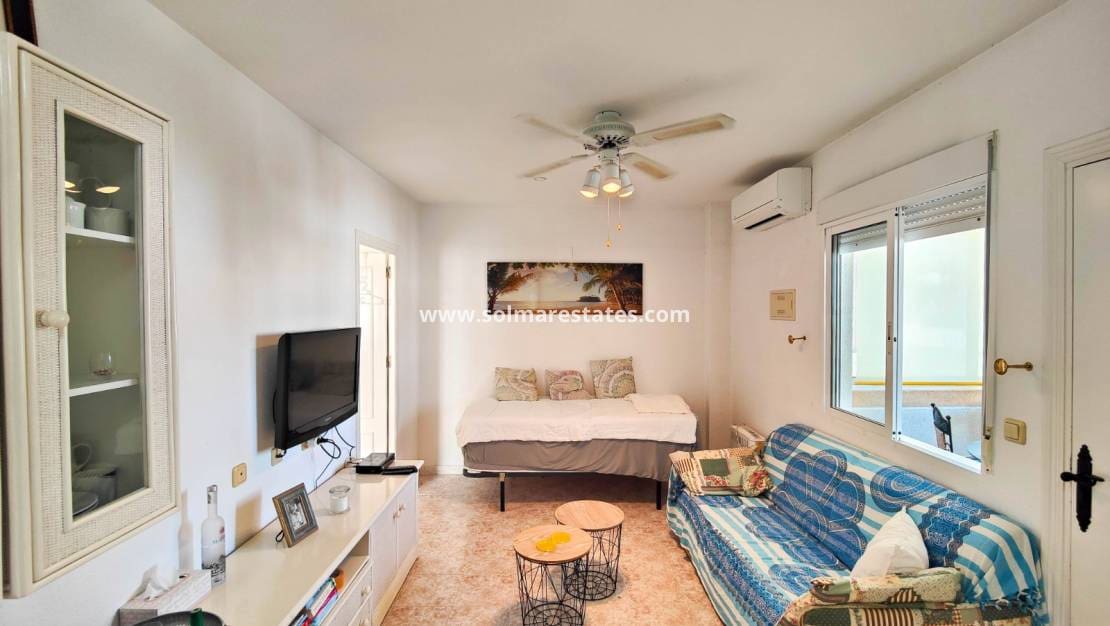 1 soveværelse Lejlighed til salg i Los Altos med swimmingpool - € 139.000 (Ref: 9641008)