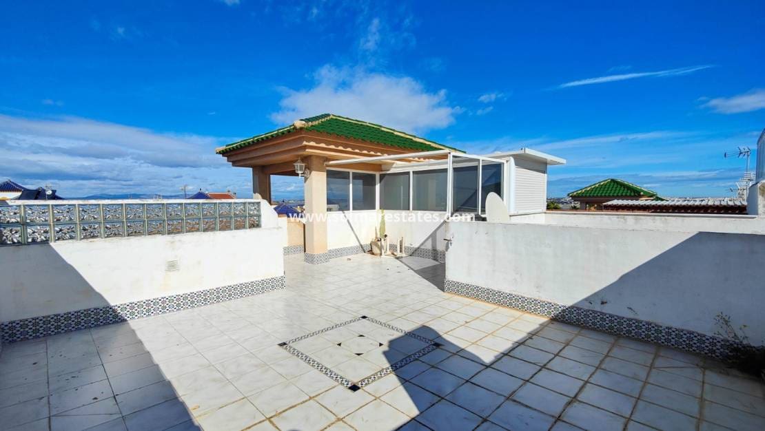 1 soveværelse Lejlighed til salg i Los Altos med swimmingpool - € 139.000 (Ref: 9641008)