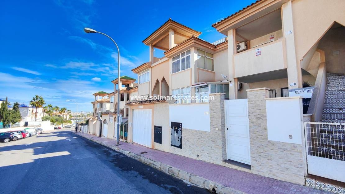 1 soveværelse Lejlighed til salg i Los Altos med swimmingpool - € 139.000 (Ref: 9641008)