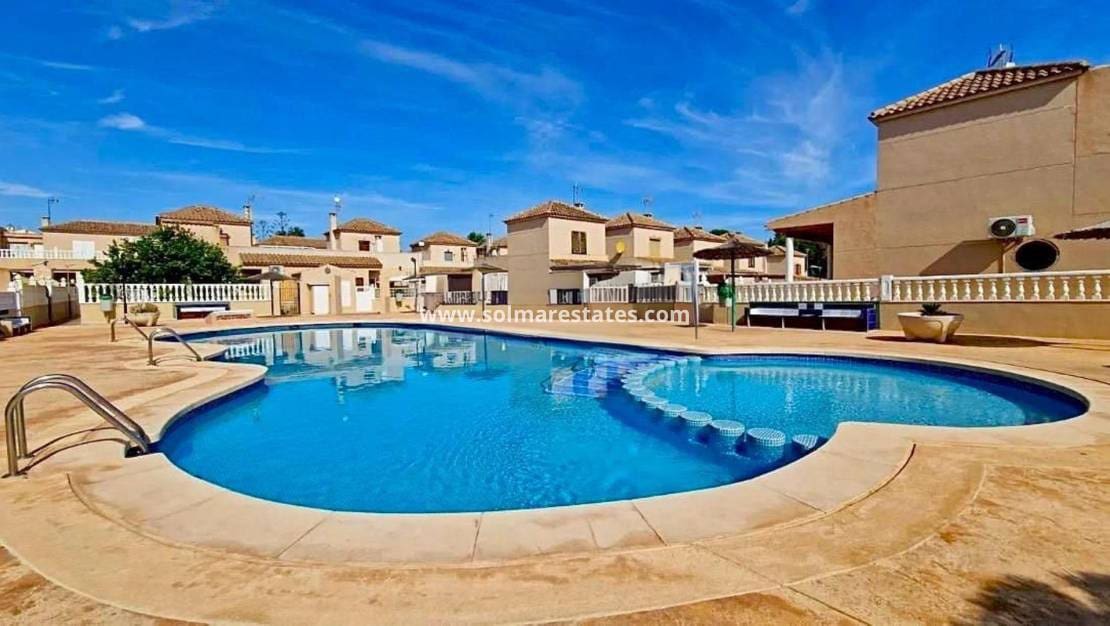 Casa de 2 habitaciones en Los Balcones en venta con piscina - 159.900 € (Ref: 9641009)