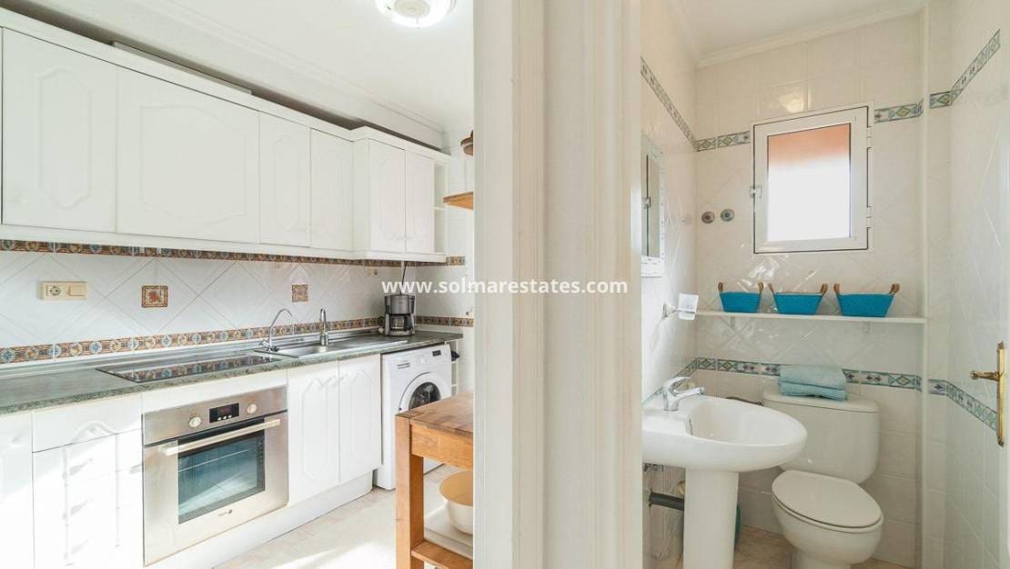 2 sypialnia Dom blizniak na sprzedaż w Playa Flamenca z basenem - 195 000 € (Ref: 9641010)