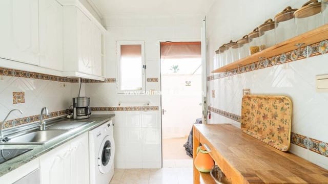 2 sypialnia Dom blizniak na sprzedaż w Playa Flamenca, Orihuela z basenem - 195 000 € (Ref: 9641010)