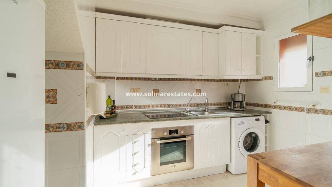 2 sypialnia Dom blizniak na sprzedaż w Playa Flamenca z basenem - 195 000 € (Ref: 9641010)