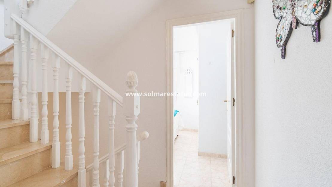 2 sypialnia Dom blizniak na sprzedaż w Playa Flamenca z basenem - 195 000 € (Ref: 9641010)