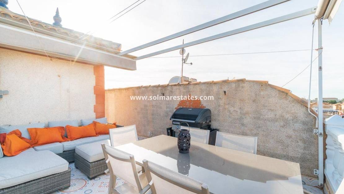 2 sypialnia Dom blizniak na sprzedaż w Playa Flamenca z basenem - 195 000 € (Ref: 9641010)