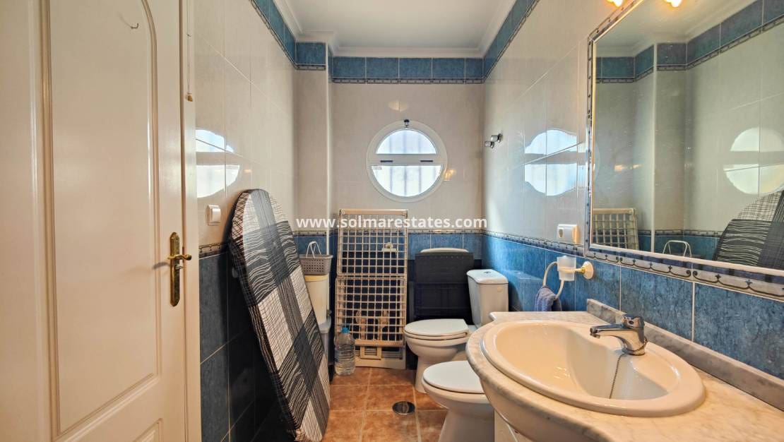 3 soveværelse Byhus til salg i Orihuela Costa med swimmingpool - € 235.000 (Ref: 9641013)