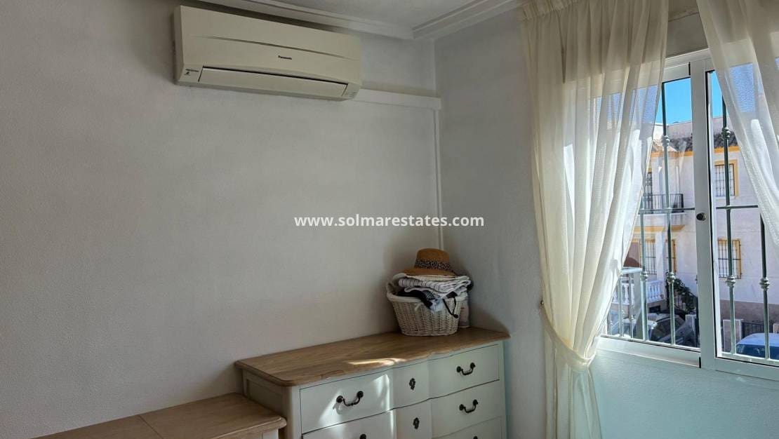 2 quarto Apartamento para venda em Algorfa com piscina - 120 000 € (Ref: 9642426)