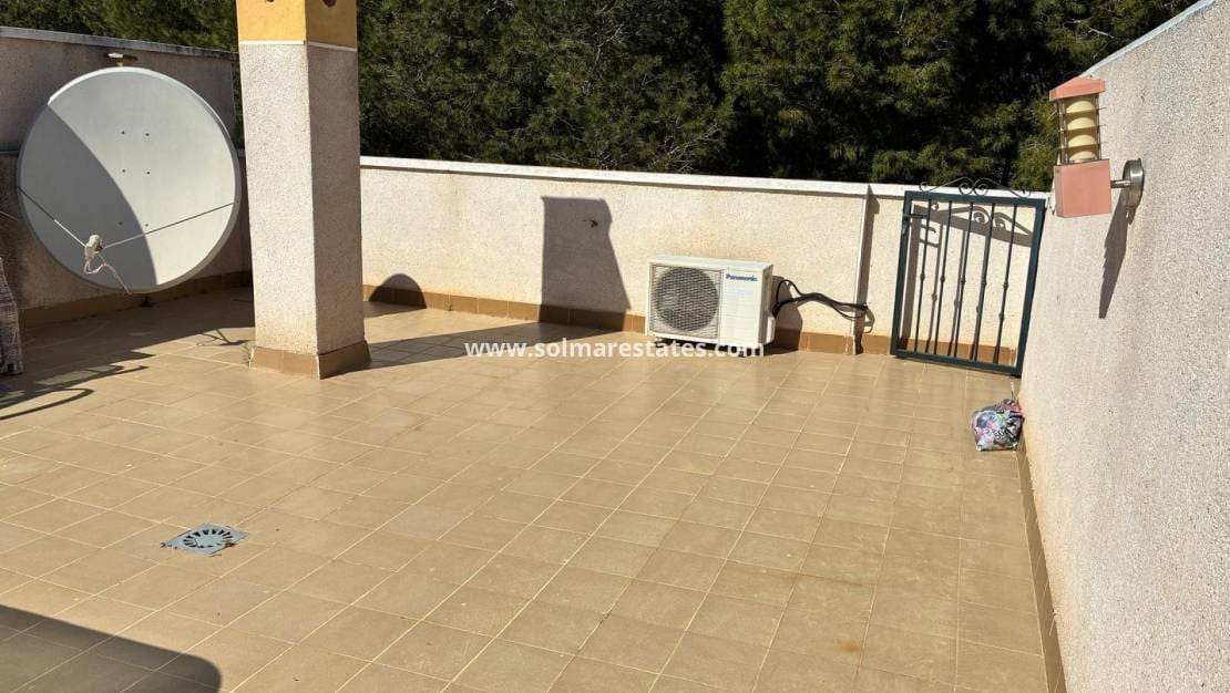 2 quarto Apartamento para venda em Algorfa com piscina - 120 000 € (Ref: 9642426)