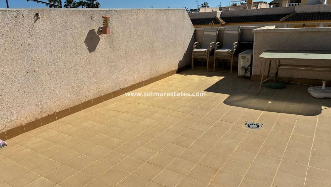 2 quarto Apartamento para venda em Algorfa com piscina - 120 000 € (Ref: 9642426)