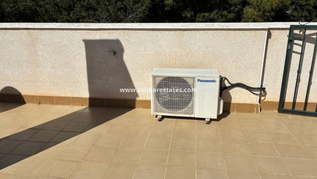 2 quarto Apartamento para venda em Algorfa com piscina - 120 000 € (Ref: 9642426)