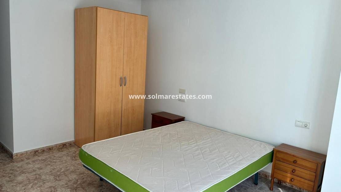 3 slaapkamer Appartement te koop in Almoradi - € 124.950 (Ref: 9642427)