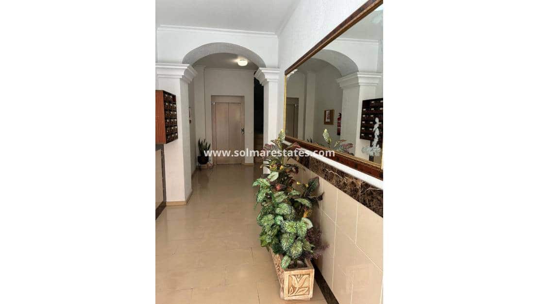 3 slaapkamer Appartement te koop in Almoradi - € 124.950 (Ref: 9642427)