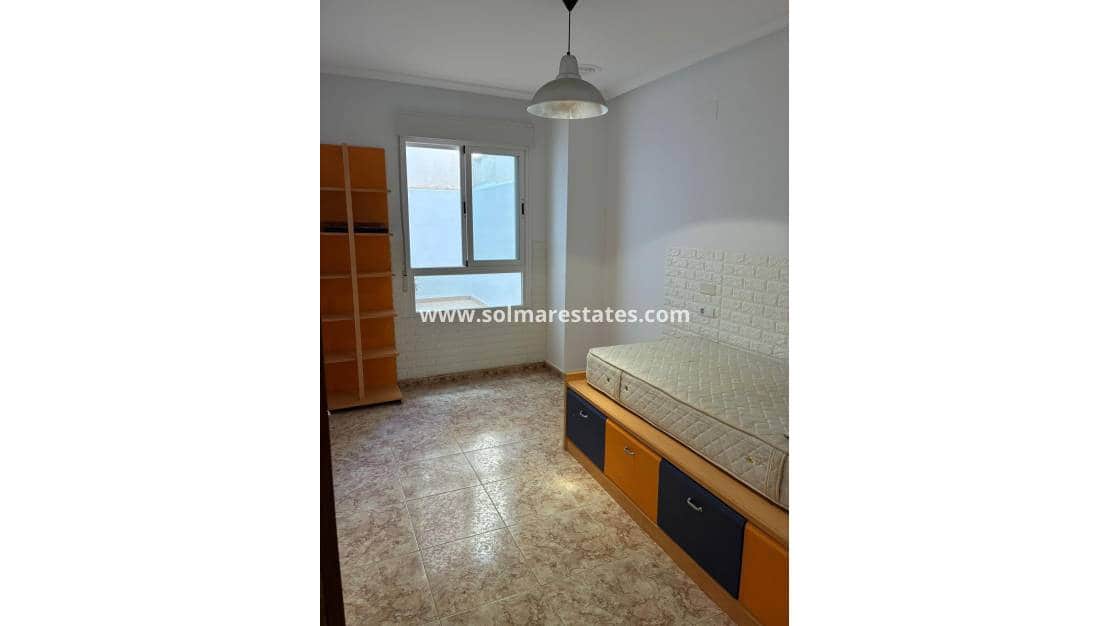 3 slaapkamer Appartement te koop in Almoradi - € 124.950 (Ref: 9642427)