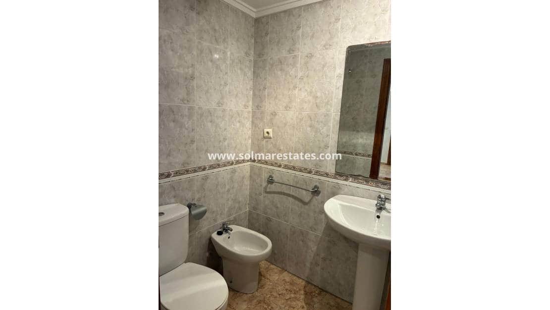 3 slaapkamer Appartement te koop in Almoradi - € 124.950 (Ref: 9642427)