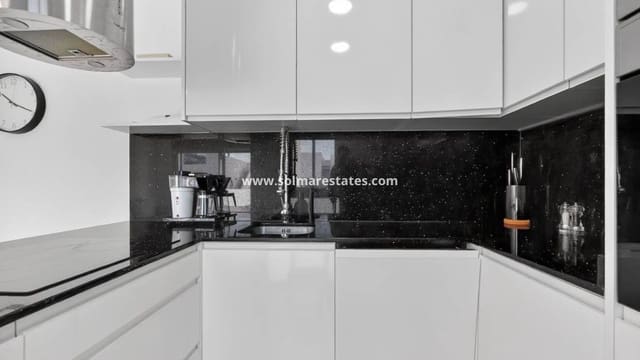 2 chambre Appartement à vendre à Ciudad Quesada, Rojales avec piscine - 259 000 € (Ref: 9642428)