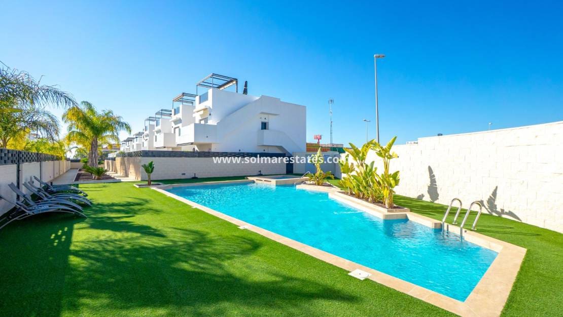 2 chambre Appartement à vendre à Ciudad Quesada avec piscine - 259 000 € (Ref: 9642428)