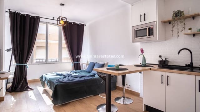 Apartment for sale in Antonio Machado, Torrevieja - € 87,000 (Ref: 9645962)