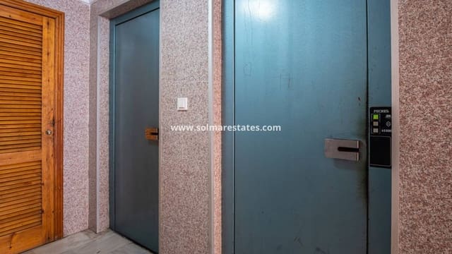 Huoneisto myytävänä paikassa Antonio Machado, Torrevieja - 87 000 € (Ref: 9645962)