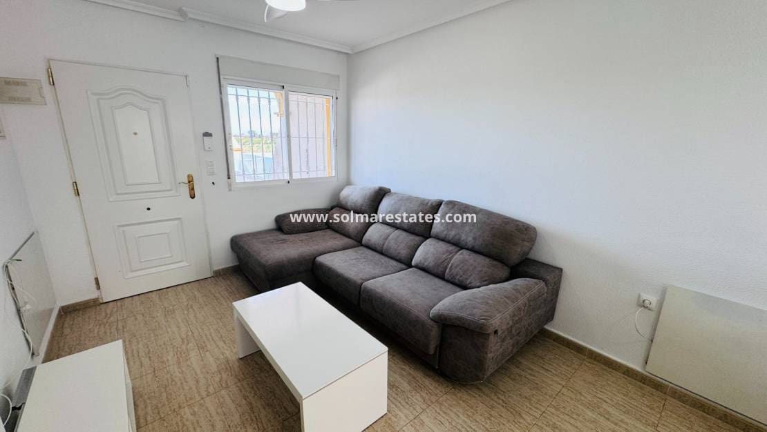 3 chambre Bungalow à vendre à Daya Nueva avec piscine - 159 950 € (Ref: 9645963)