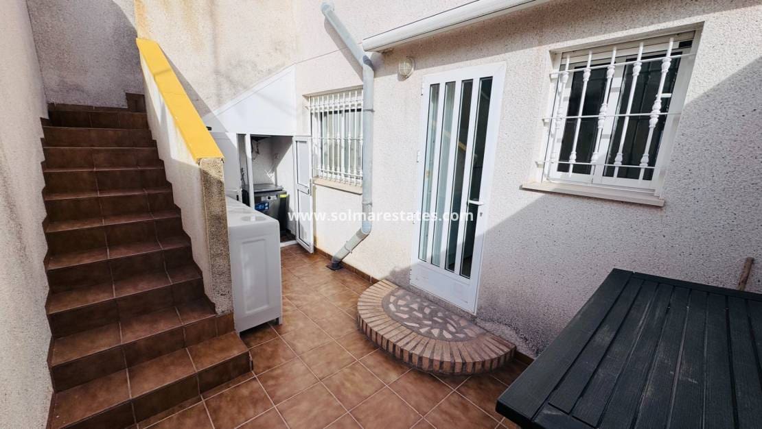 3 chambre Bungalow à vendre à Daya Nueva avec piscine - 159 950 € (Ref: 9645963)