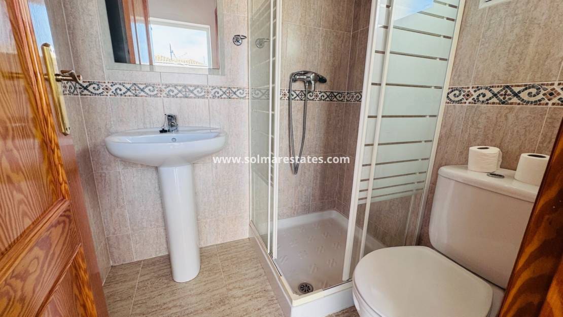 3 chambre Bungalow à vendre à Daya Nueva avec piscine - 159 950 € (Ref: 9645963)