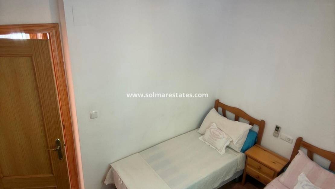 2 slaapkamer Appartement te koop in Algorfa met zwembad - € 119.500 (Ref: 9649828)