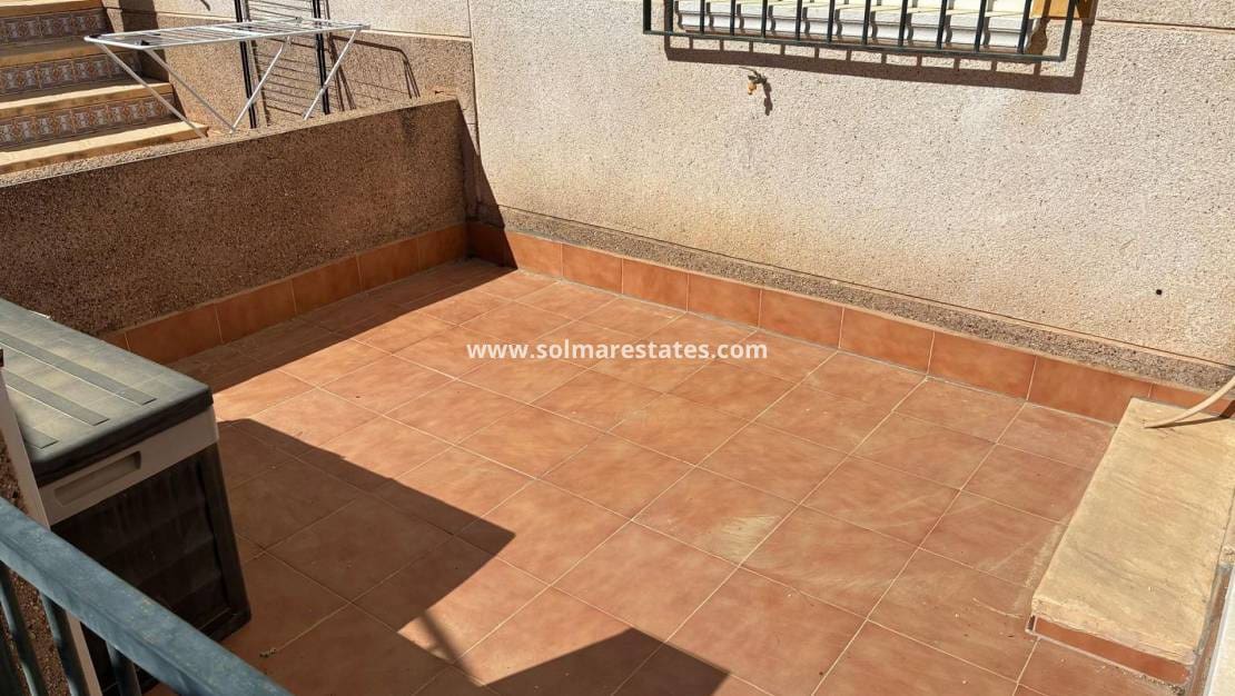 2 slaapkamer Appartement te koop in Algorfa met zwembad - € 119.500 (Ref: 9649828)