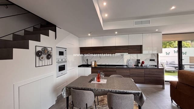 2 chambre Villa/Maison à vendre à Villamartin, Orihuela avec piscine - 434 950 € (Ref: 9649829)