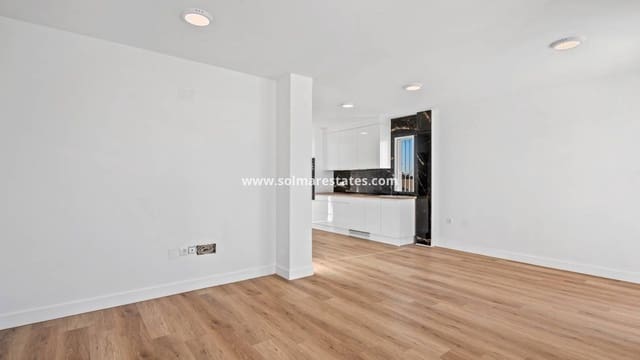 3 makuuhuone Paritalo myytävänä paikassa Benimar, Benijófar mukana uima-altaan - 269 000 € (Ref: 9650326)