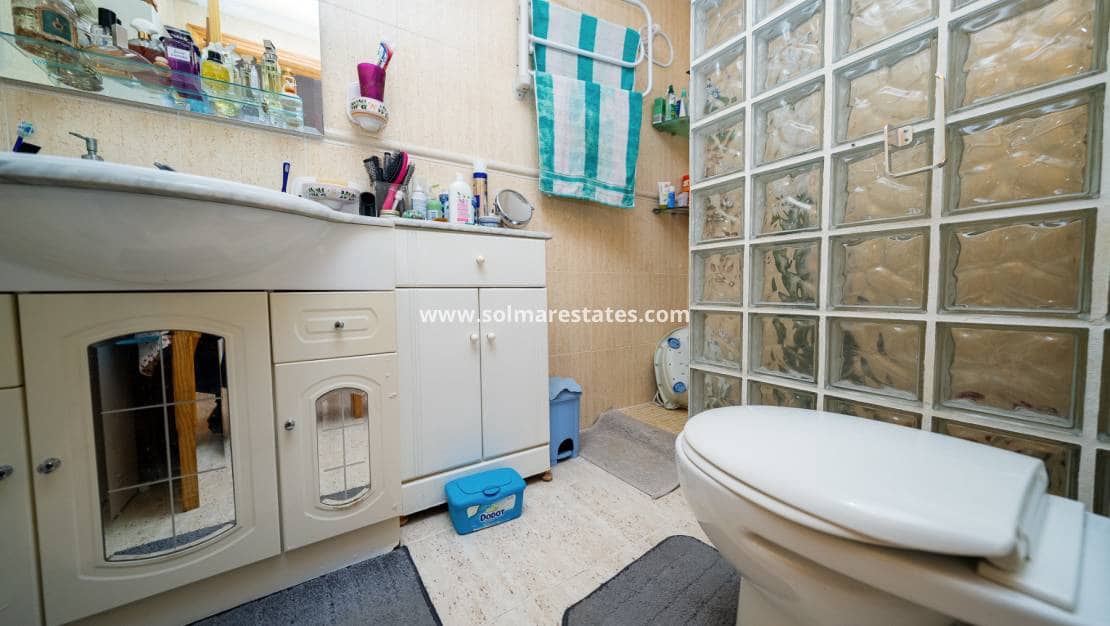 2 soverom Leilighet til salgs i Playa Flamenca med svømmebasseng - € 199 500 (Ref: 9650436)