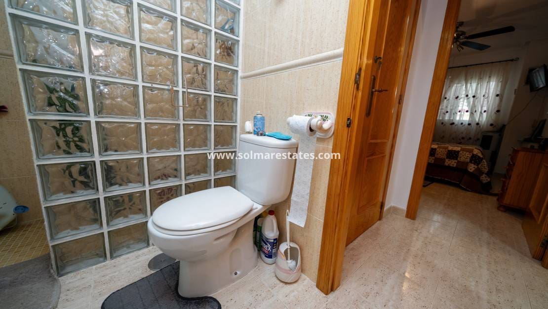 2 soverom Leilighet til salgs i Playa Flamenca med svømmebasseng - € 199 500 (Ref: 9650436)