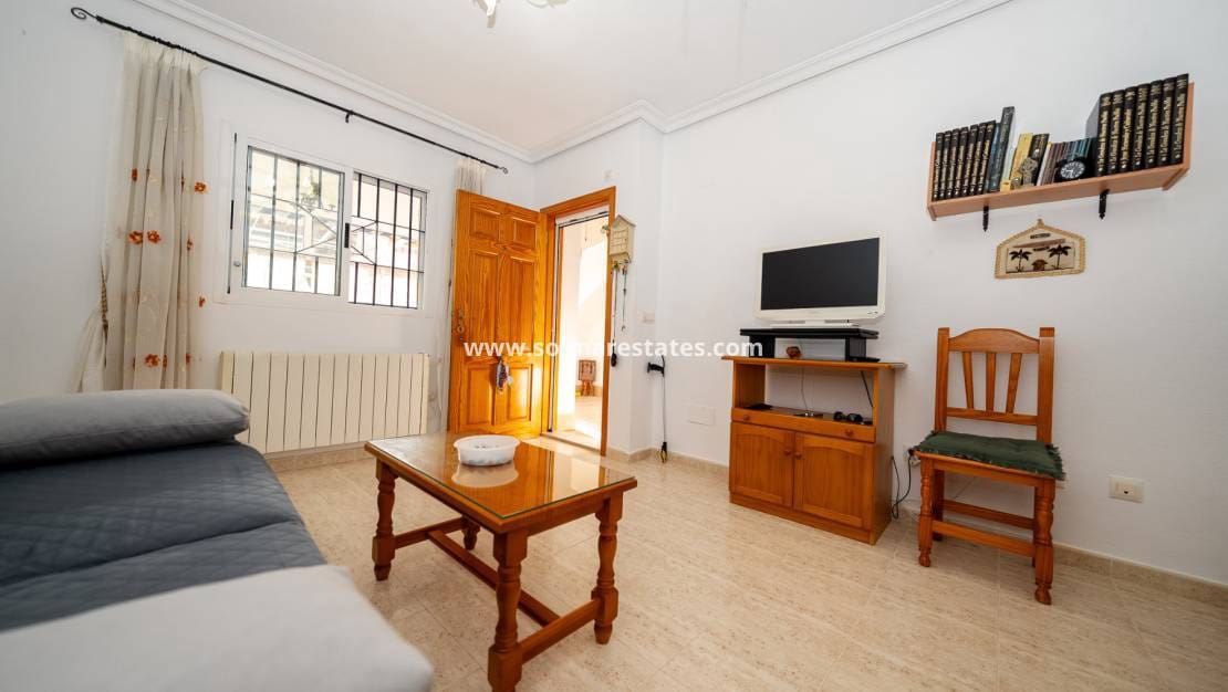 2 bedroom Apartment for sale in Playa Flamenca with pool - € 189,900 (Ref: 9650436)