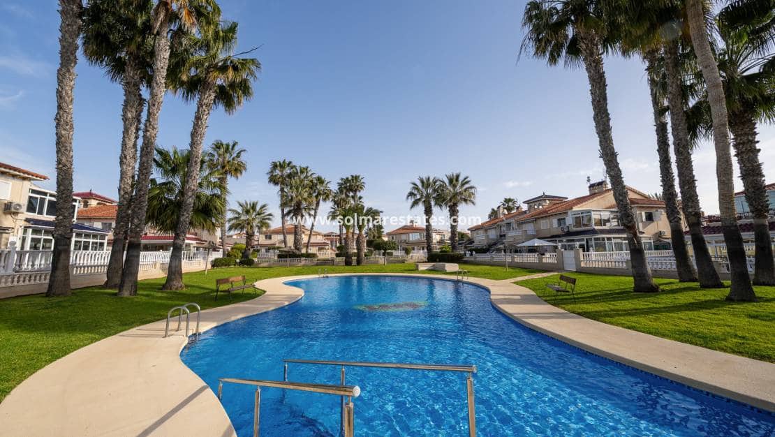 2 soverom Leilighet til salgs i Playa Flamenca med svømmebasseng - € 175 900 (Ref: 9650436)