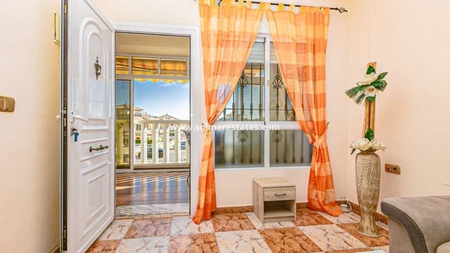 2 soveværelse Lejlighed til salg i La Zenia, Orihuela med swimmingpool - € 155.000 (Ref: 9650437)