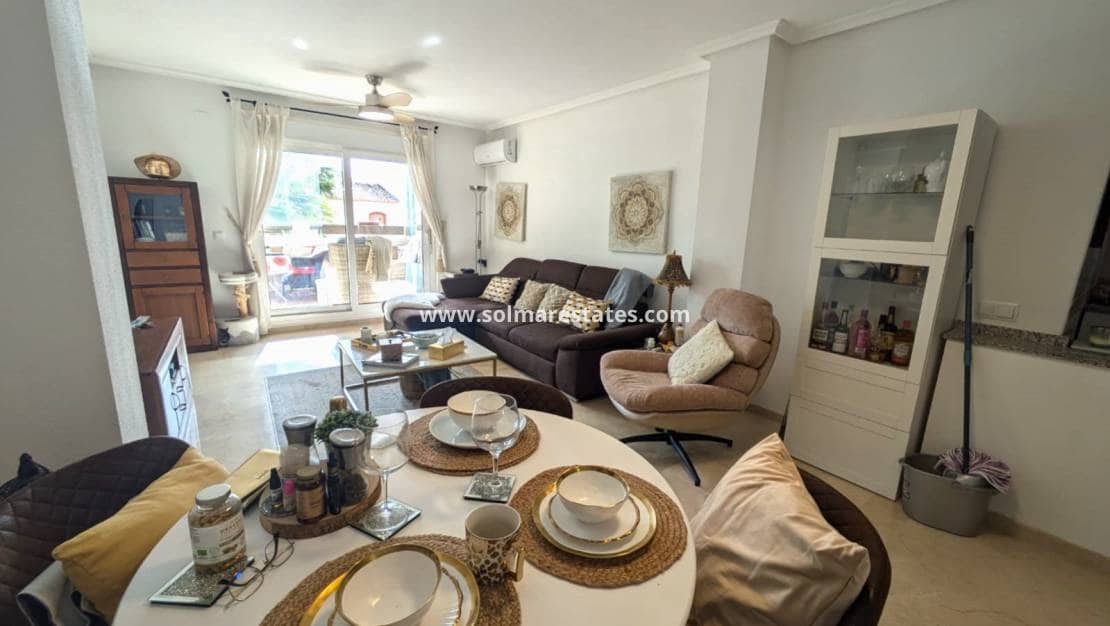 2 slaapkamer Appartement te koop in Playa Flamenca met zwembad - € 176.000 (Ref: 9650438)