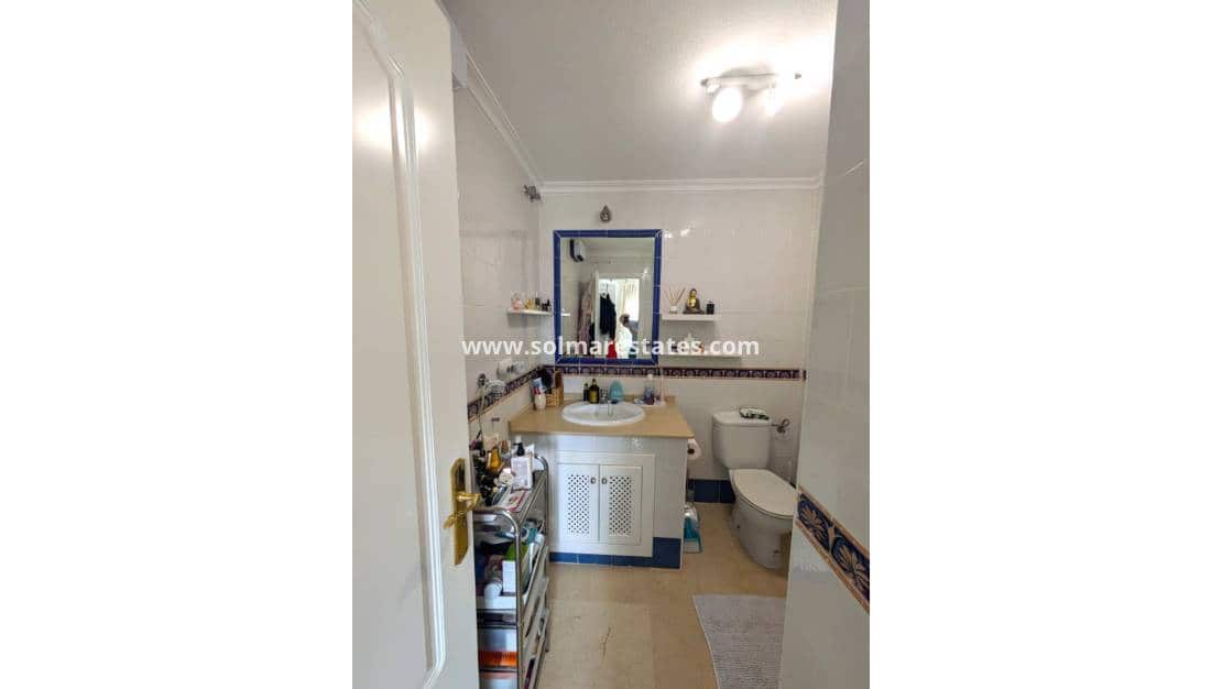 2 slaapkamer Appartement te koop in Playa Flamenca met zwembad - € 176.000 (Ref: 9650438)