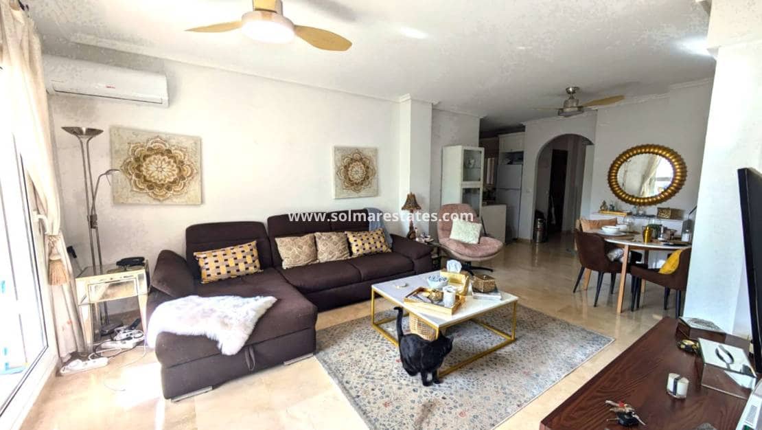 2 slaapkamer Appartement te koop in Playa Flamenca met zwembad - € 176.000 (Ref: 9650438)