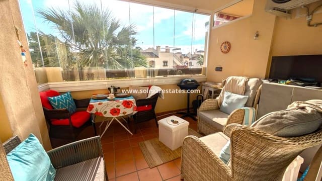2 slaapkamer Appartement te koop in Playa Flamenca, Orihuela met zwembad - € 176.000 (Ref: 9650438)