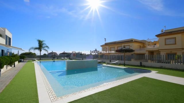 2 chambre Appartement à vendre à Playa Flamenca, Orihuela avec piscine - 249 995 € (Ref: 9650439)