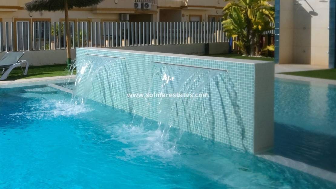 2 chambre Appartement à vendre à Playa Flamenca avec piscine - 249 995 € (Ref: 9650439)